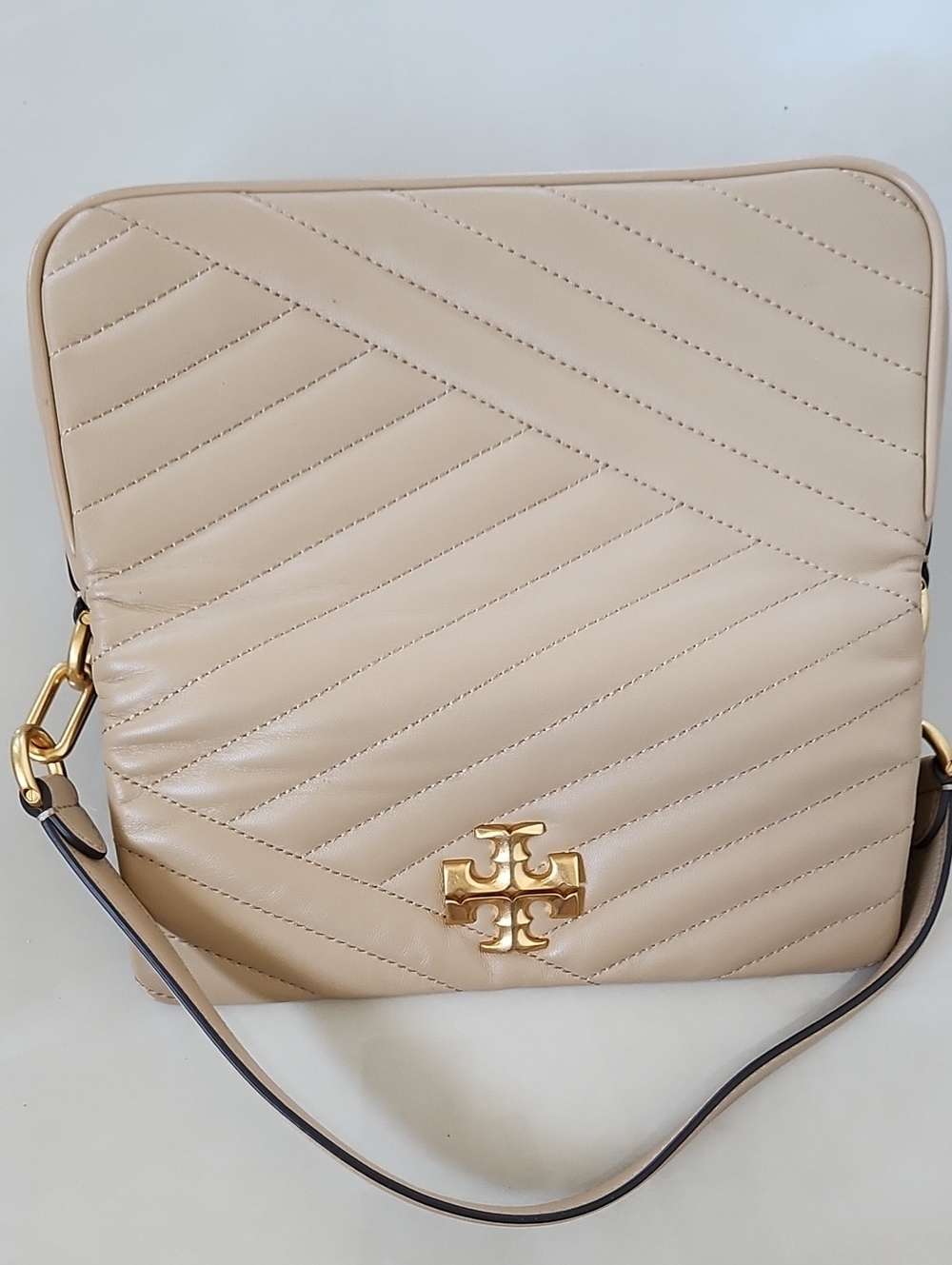 Tory Burch Beige Quilted Shoulder/Crossbody Bag - Picture 12 of 16